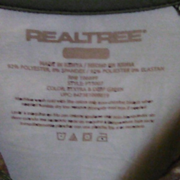 Realtree long sleeve shirt - Picture 3 of 3